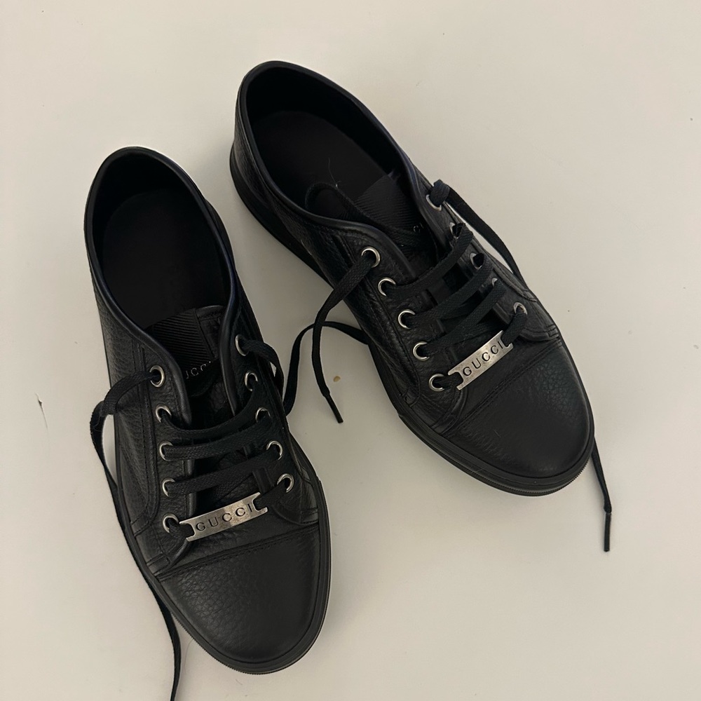 Gucci black leather sneakers 36 brand new